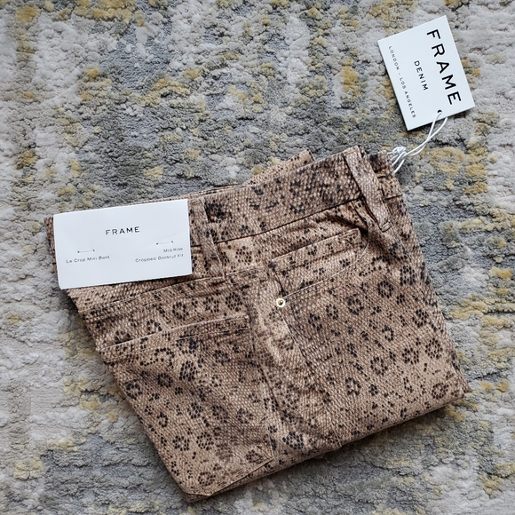 🍾🥂Host Pick🥂🍾 Frame Le Crop Snake Print Denim - Picture 3 of 10